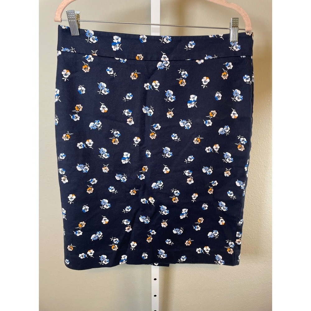 Ann Taylor Pencil Skirt Women's Size 12 Navy Blue Floral Career Office Garden